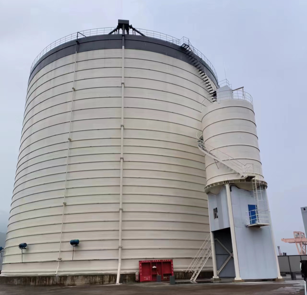 琼中10万吨水泥钢板库